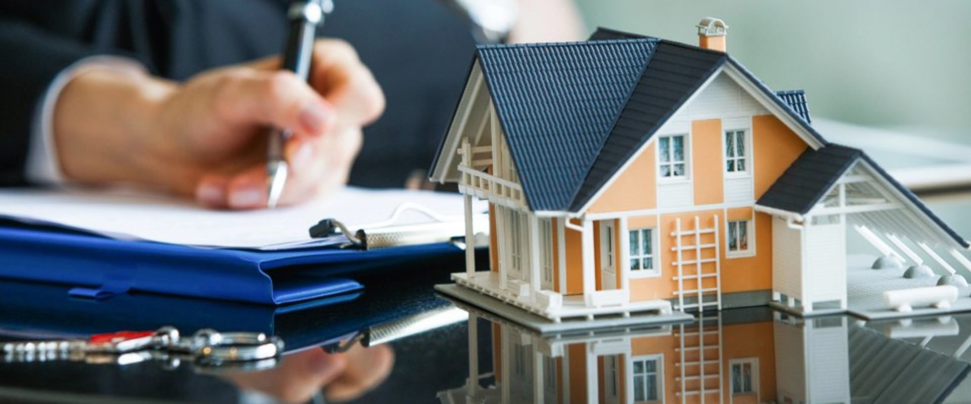 Drafting Leases and Contracts for Property Management